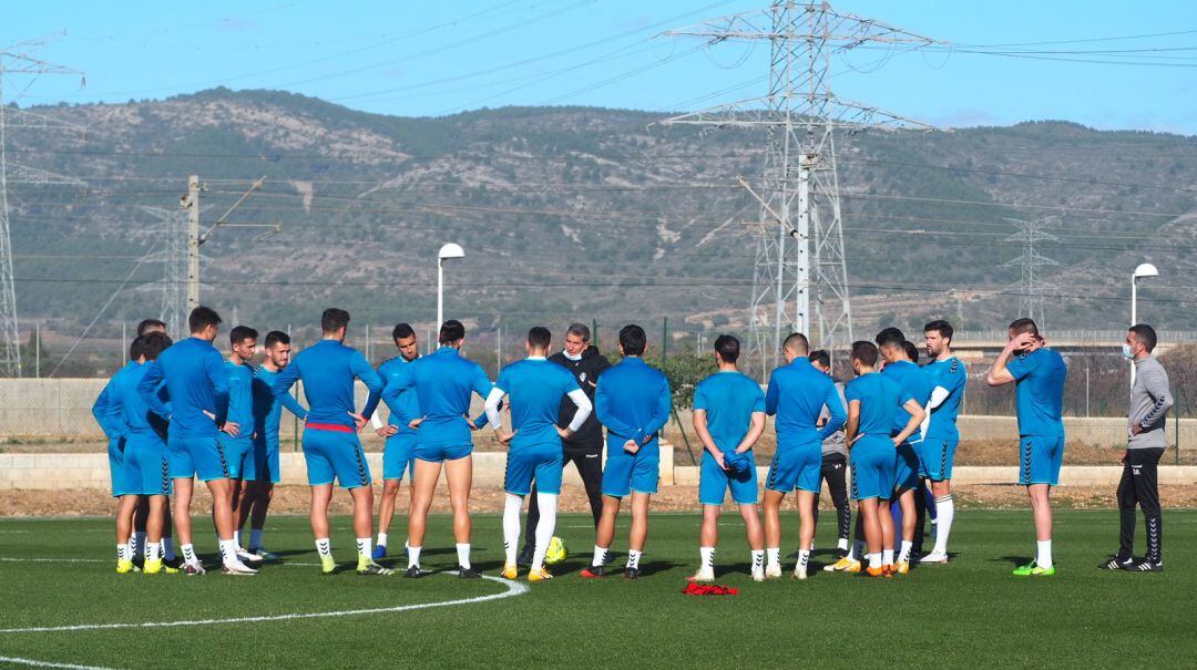 La plantilla del Castellón ha entrenado hoy en las instalaciones de Marina d'Or