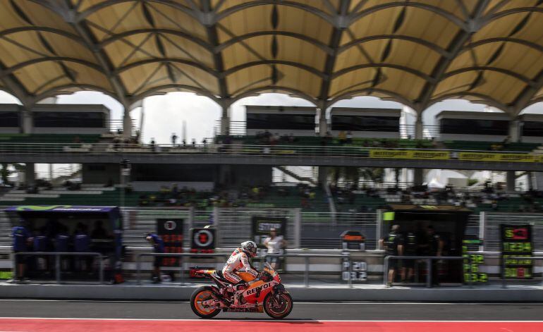 Marc Márquez rueda en Sepang