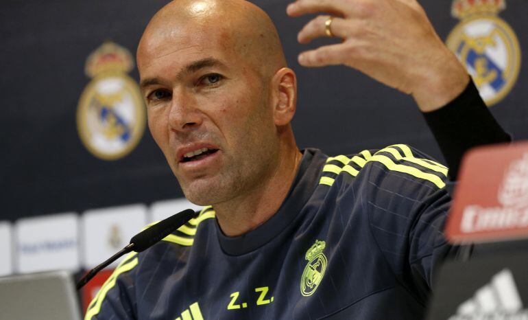 Zinedine Zidane, en la sala de prensa de la Ciudad Deportiva de Valdebebas.