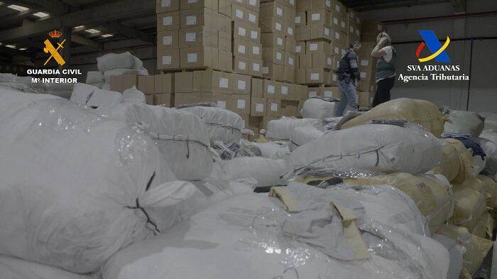 Prendas intervenidas en el puerto de Algeciras