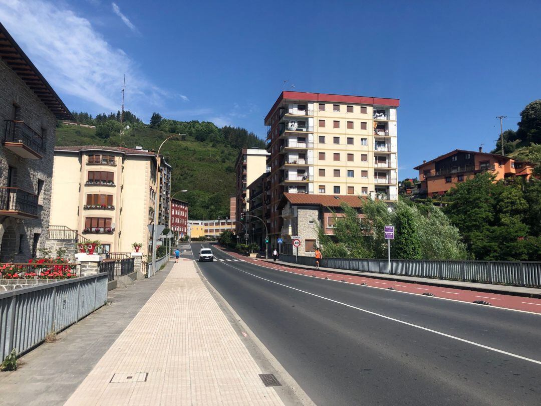 Entrada al casco urbano de Ermua desde el este