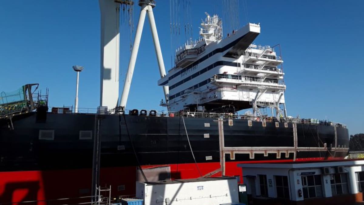 Puerto Real finaliza el segundo petrolero Suezmax