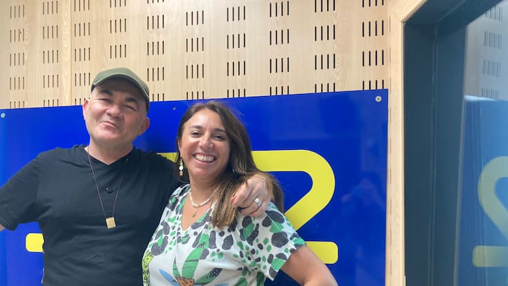 Pep y punto; Dia de la Poesia y el pijama por la calle