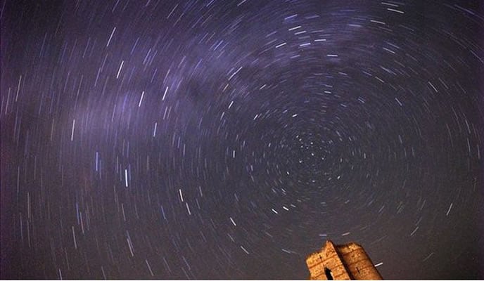 Lluvia de estrellas fugaces conocida como Perseidas