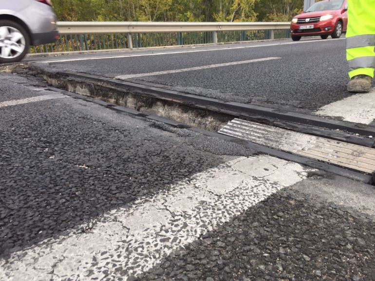 Cesión de la calzada en el Puente de los Vados en la A92G entre Granada y Santa Fe