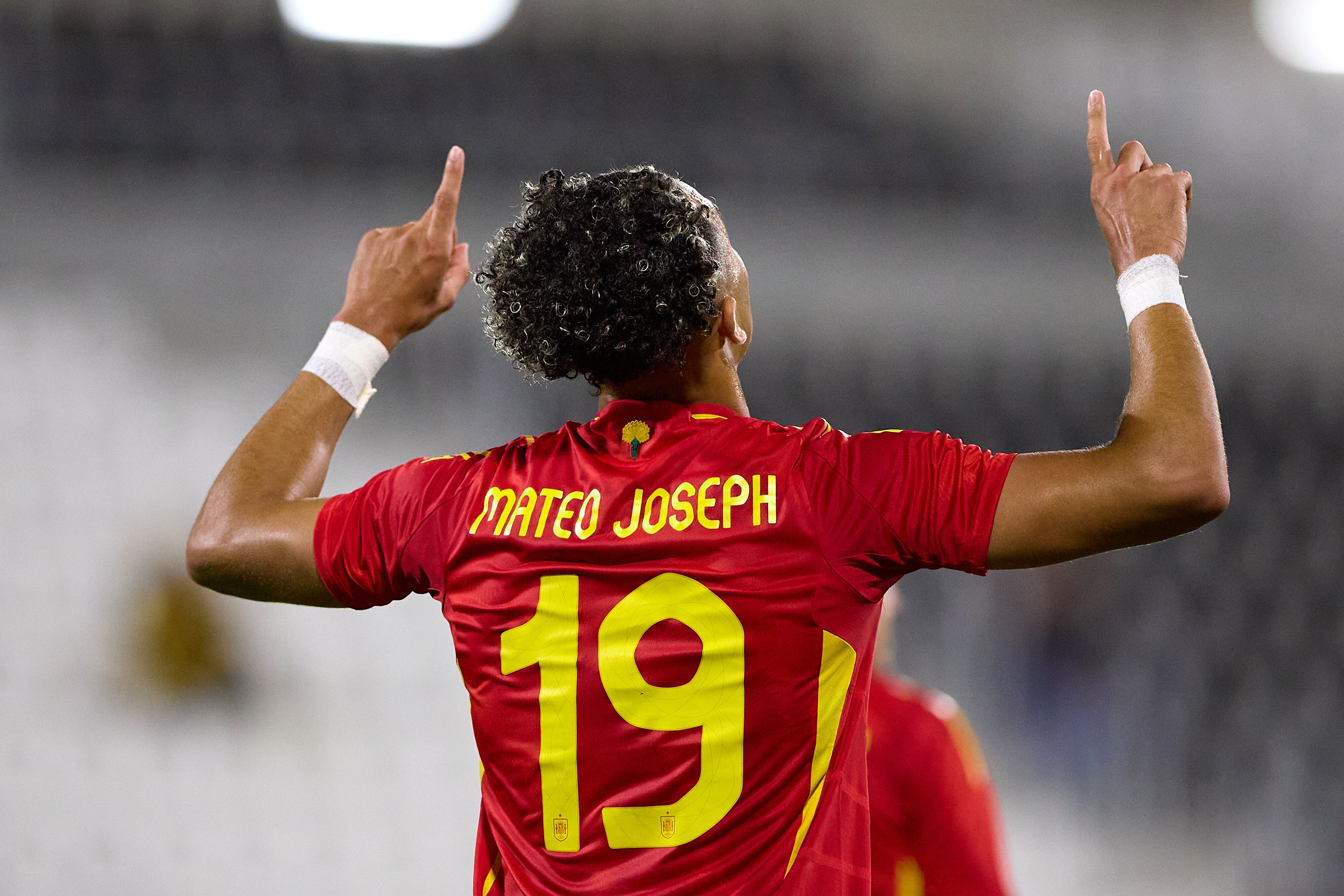 LA LINEA DE LA CONCEPCION, SPAIN - OCTOBER 10: Mateo Joseph of Spain celebrates after scoring the teams third goal during the UEFA European U21 Championship Qualifying match between Spain and Kazakhstan at Estadio Municipal de La Linea on October 10, 2024 in La Linea de la Concepcion, Spain. (Photo by Fran Santiago/Getty Images)