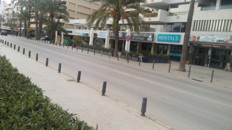 Los hechos han ocurrido en la Avenida Santa Eulària, a la altura de las barcas de Formentera 