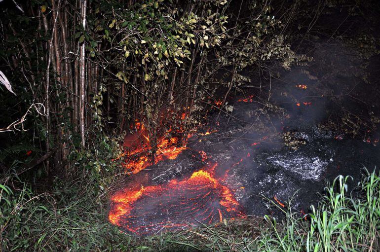 Un río de lava amenaza con destruir la población de Pahoa