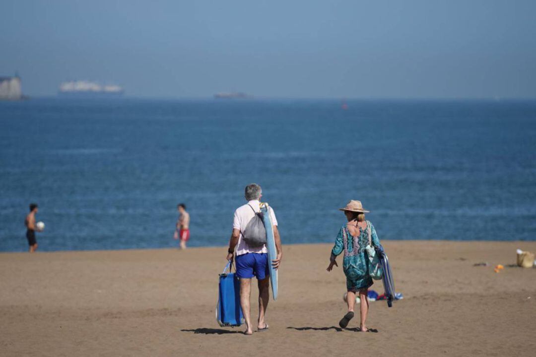 La temporada de playas 2021 adoptará las medidas preventivas contra el COVID-19 que se aplicaron el verano pasado