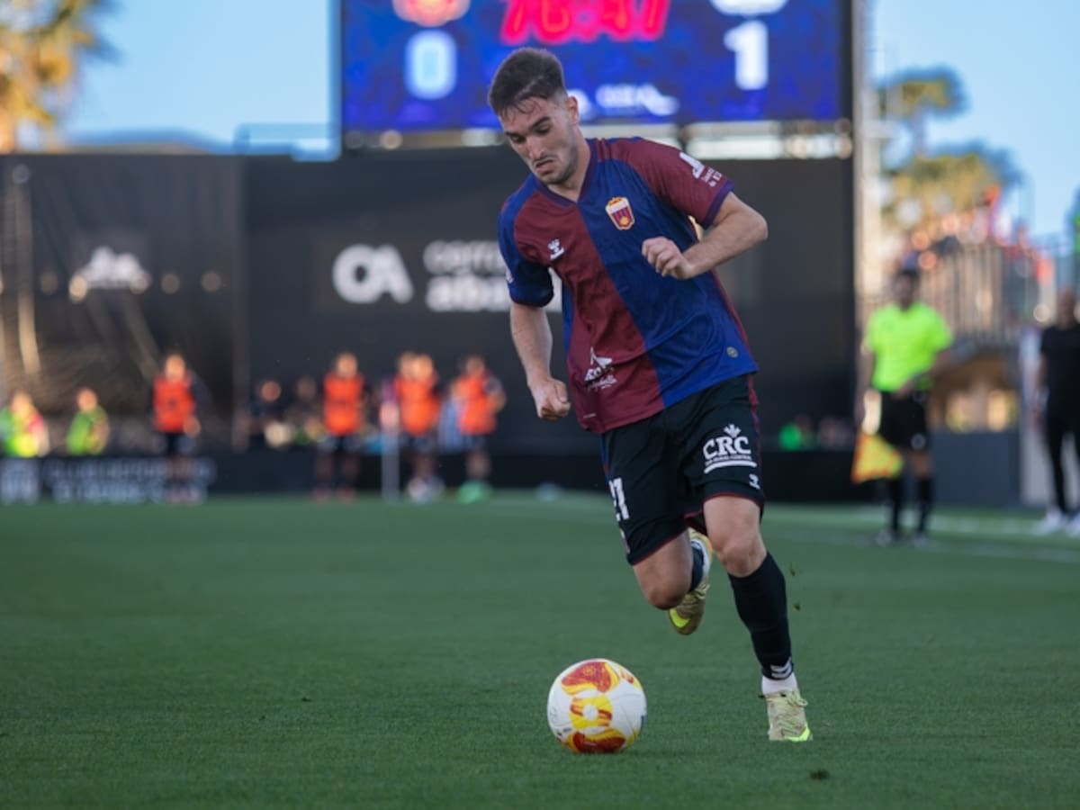 El Eldense busca un triunfo clave en su visita a Antequera (S. 18.30 h)