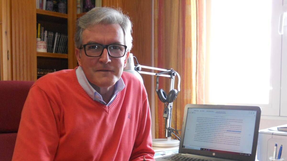 Pasamos un día con José Carlos Arias, ingeniero de letras y corrector de textos