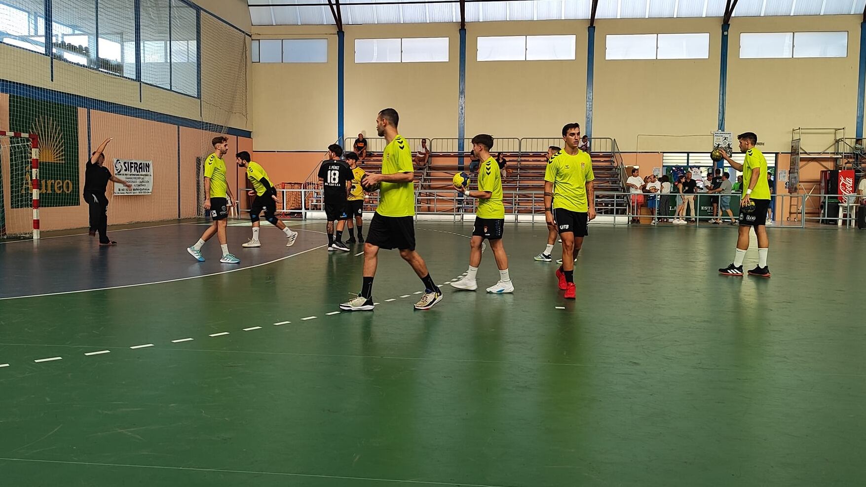 El Elda - C.E.E. empieza la liga viajando a Cataluña