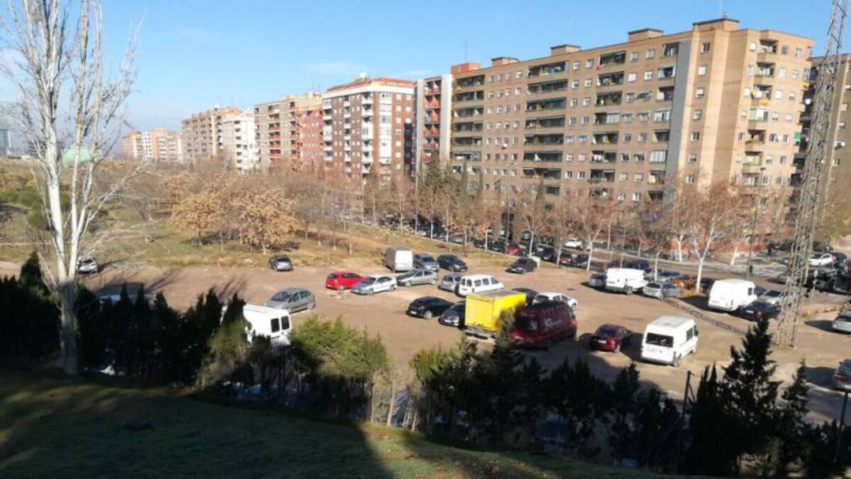 El parking en la calle Braulio Foz: un "parche" y una "tomadura de pelo"