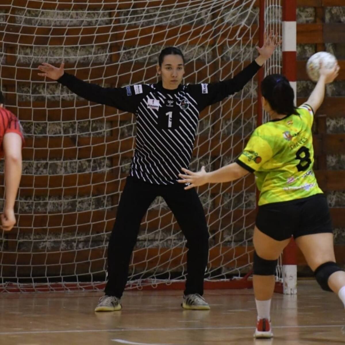 El Elda Prestigio cierra la plantilla con la portera Meriem Ezbida