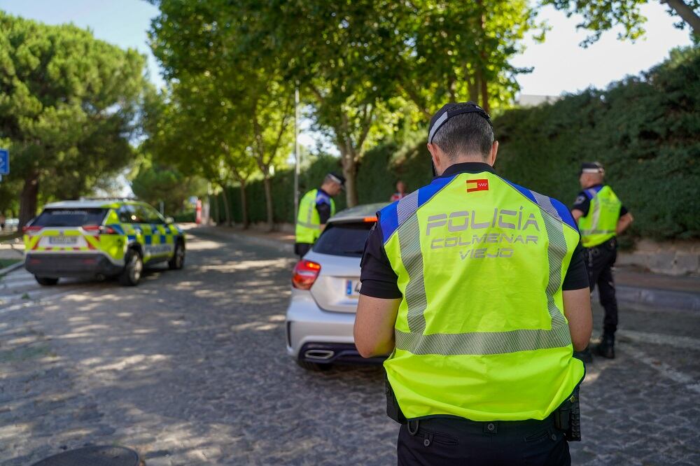 Policía Local de Colmenar Viejo en un control
