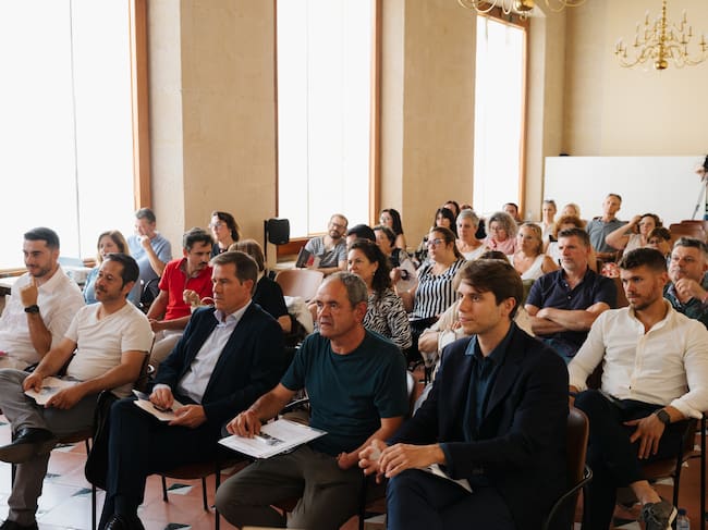 Reunión del Fons Valencià per la Solidaritat. Fuente: Fons Valencià per la Solidaritat