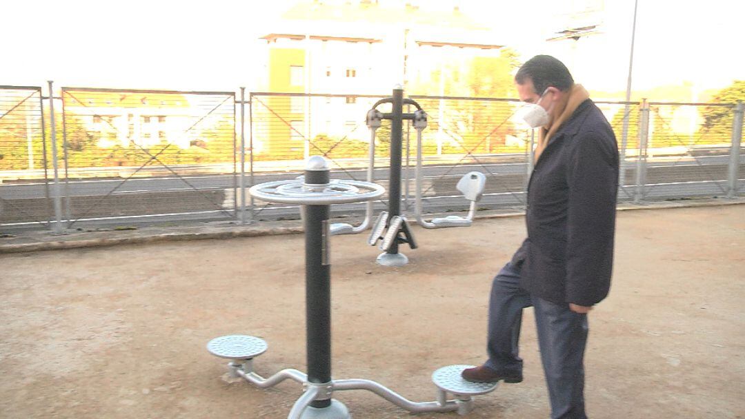 El alcalde Abel Caballero en la inauguración del parque