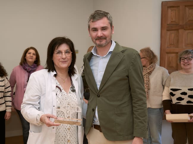 Entre los homenajeados está la Dra. Fuencisla de Pedro, Directora Médica