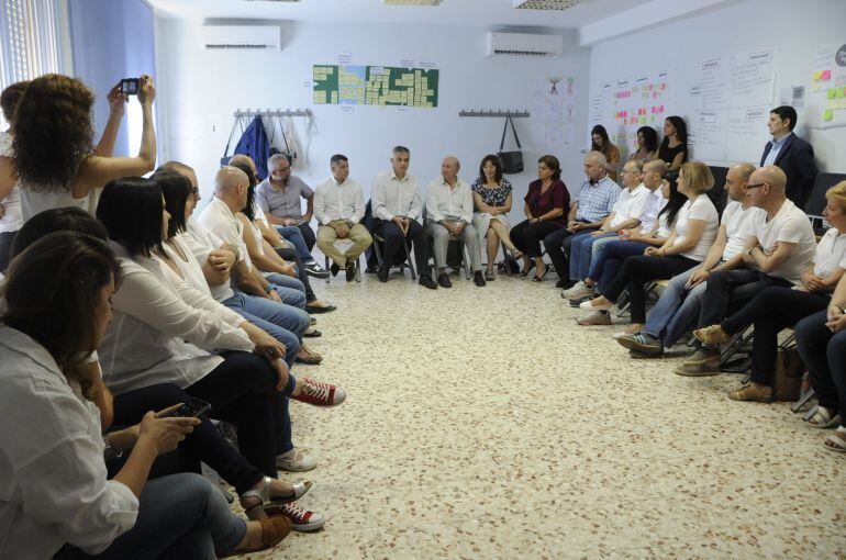 Visita del alcalde de Móstoles, David Lucas a la Lanzadera de empleo