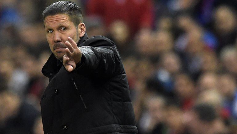 Diego Simeone, en el partido ante el Valencia.
