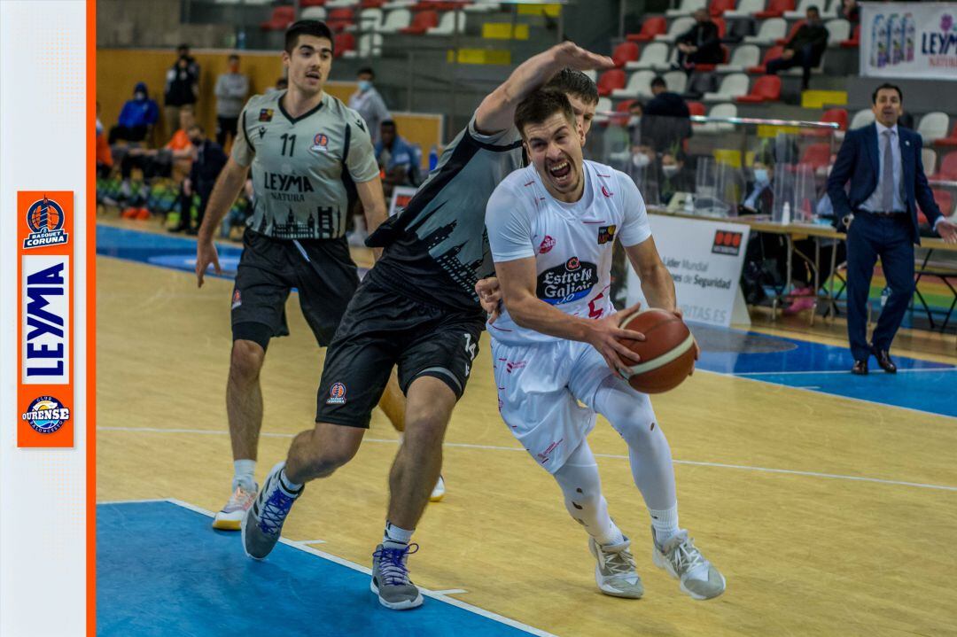 El Club Ourense Baloncesto cae en el derbi en Riazor