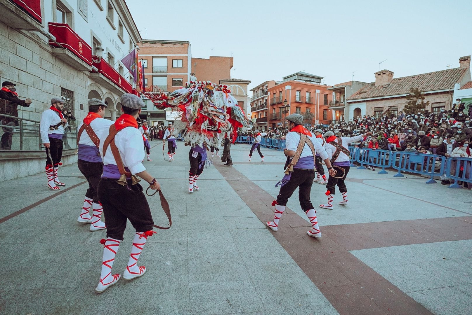 La fiesta será el 28 de enero y se contará con la participación de 23 vaquillas, que recorrerán las calles de la localidad desde las 16:00h, y el baile comenzará a las 17:00h en la Plaza del Pueblo