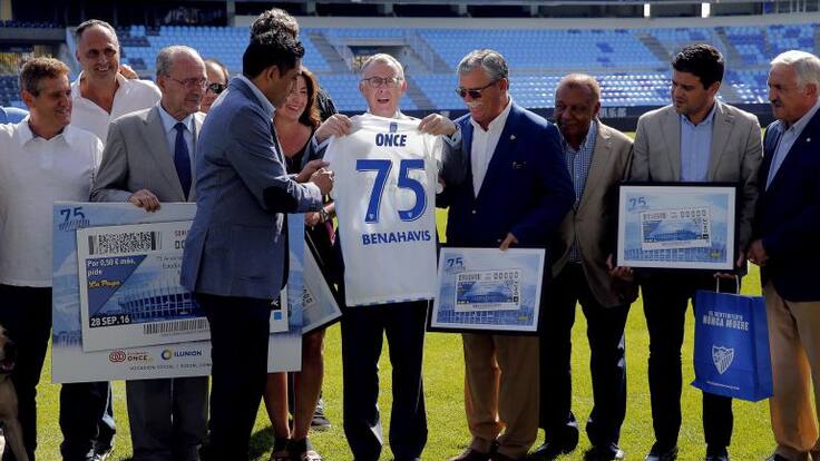Presentación del cupón homenaje a La Rosaleda