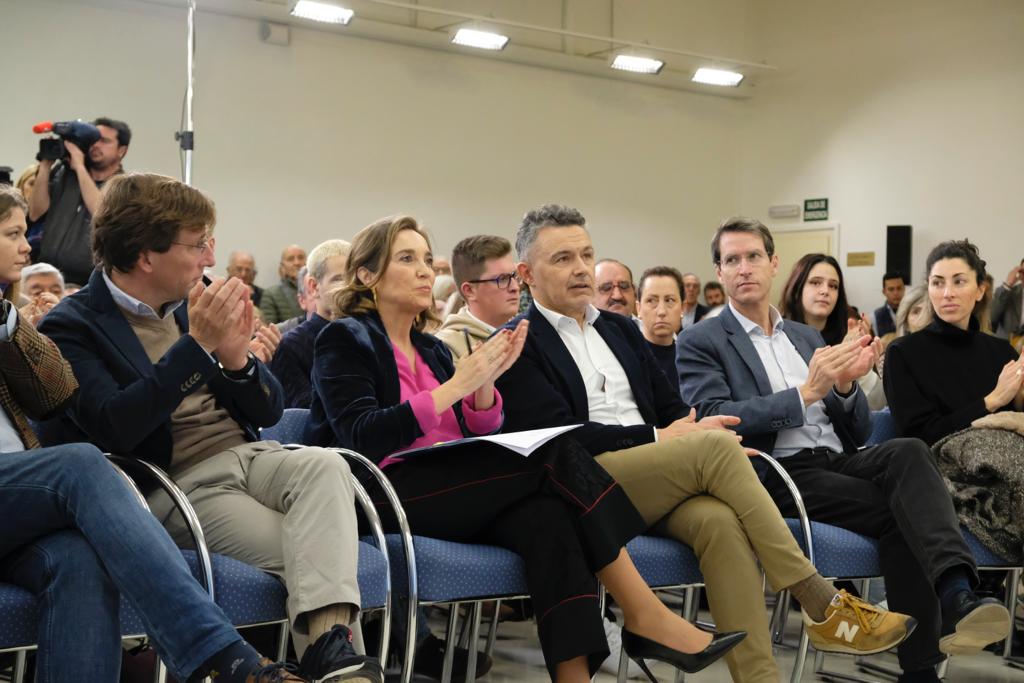 José Luis Martínez-Almeida, el alcalde de Madrid; Cuca Gamarra, secretaria general del PP; Conrado Escobar, candidato a la alcaldía de Logroño y Gonzalo Capellán, candidato a la presidencia del Gobierno de La Rioja