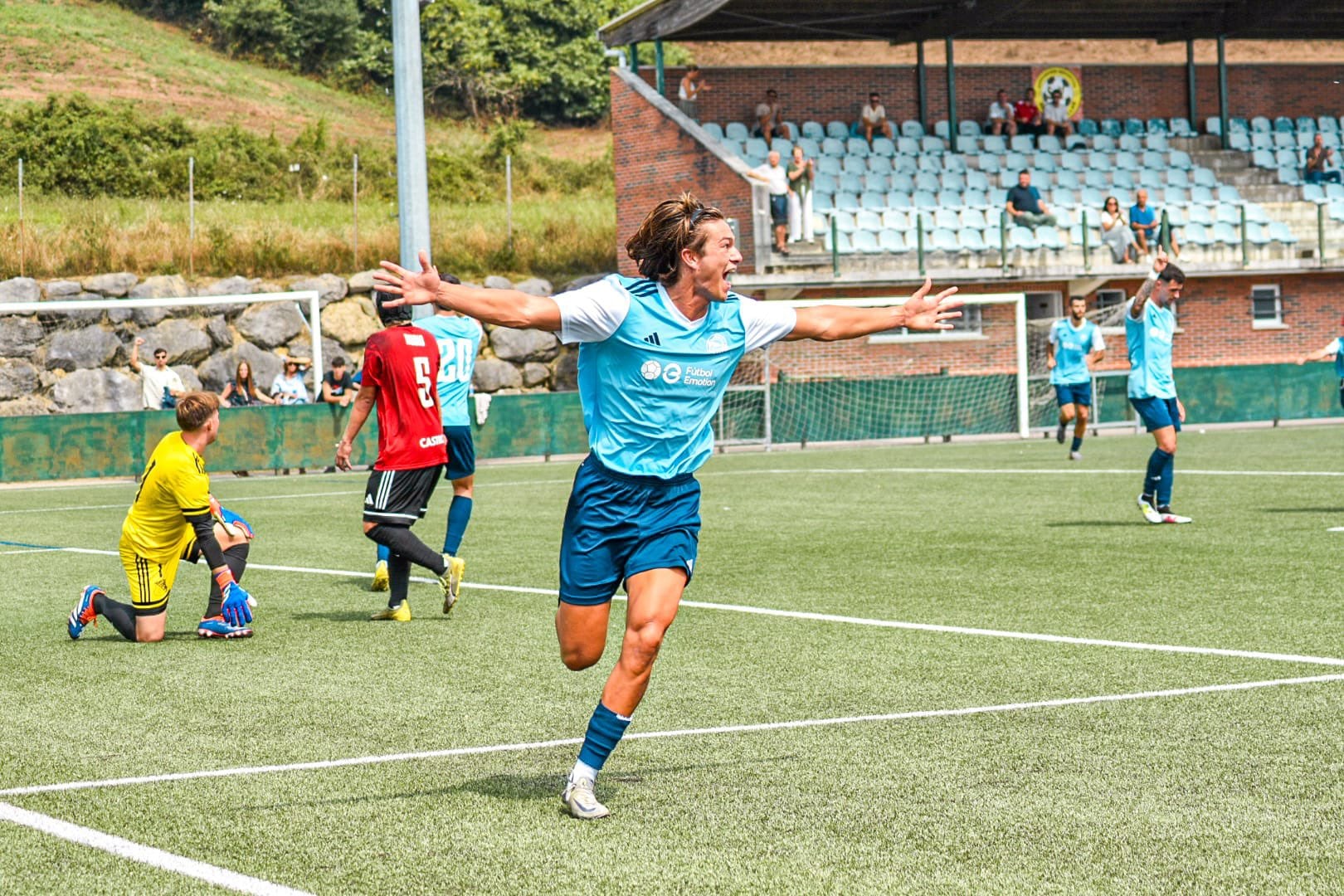 Iker Losa, goleador del Charles.