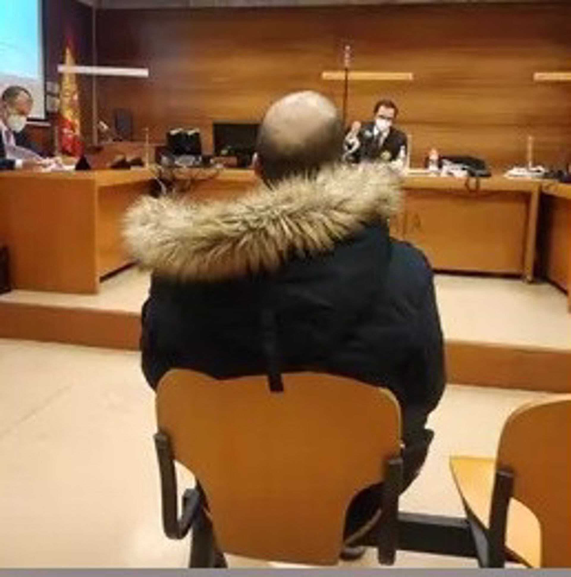 El padre del bebé ocupa el banquillo durante el juicio celebrado en el Juzgado de lo Penal número 4 de Valladolid. - EP.