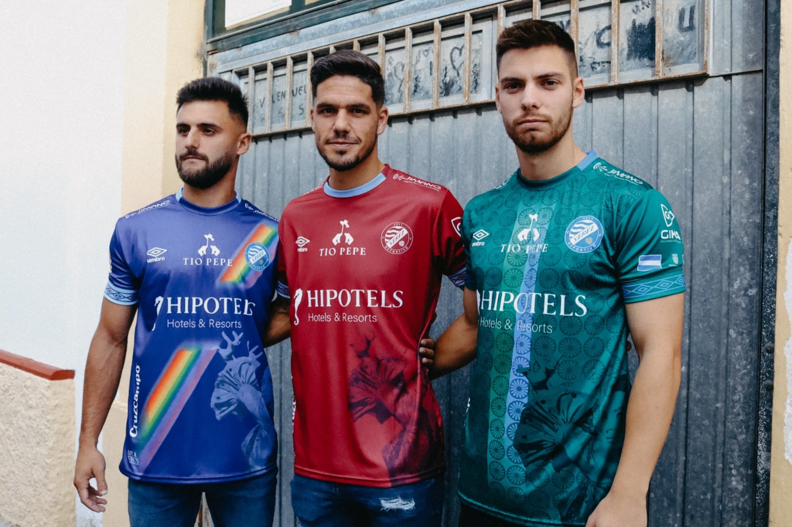 Presentadas las nuevas camisetas del Xerez DFC