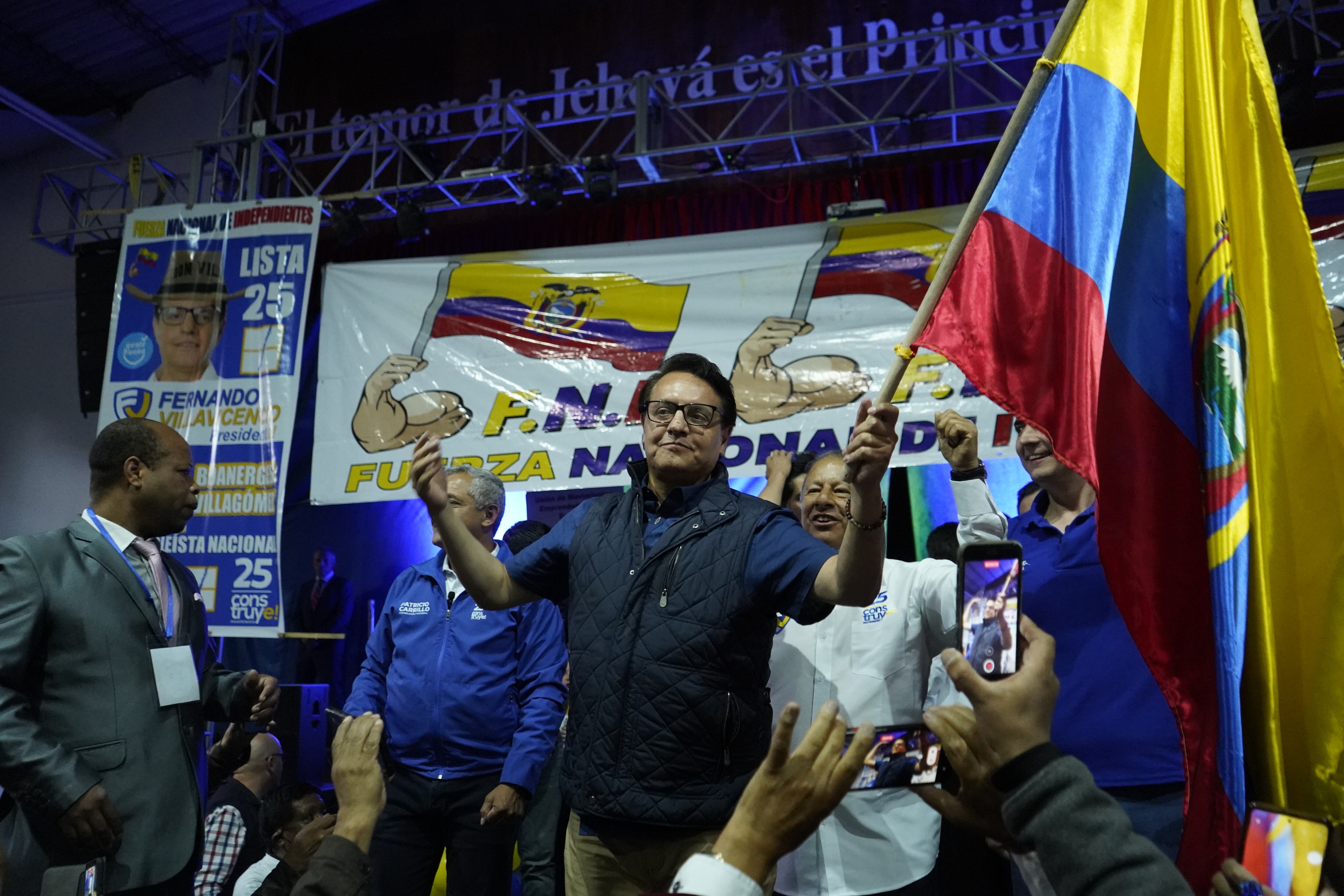 El candidato presidencial Fernando Villavicencio participa en un mitin de campaña, minutos antes de ser asesinado en Quito (Ecuador). EFE/ STR