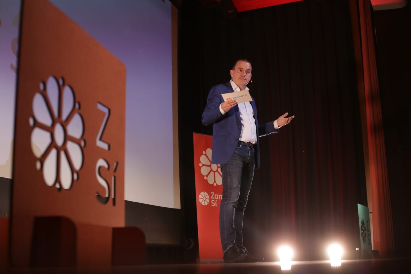 Francisco Requejo en la presentación de su nuevo partido Zamora sí
