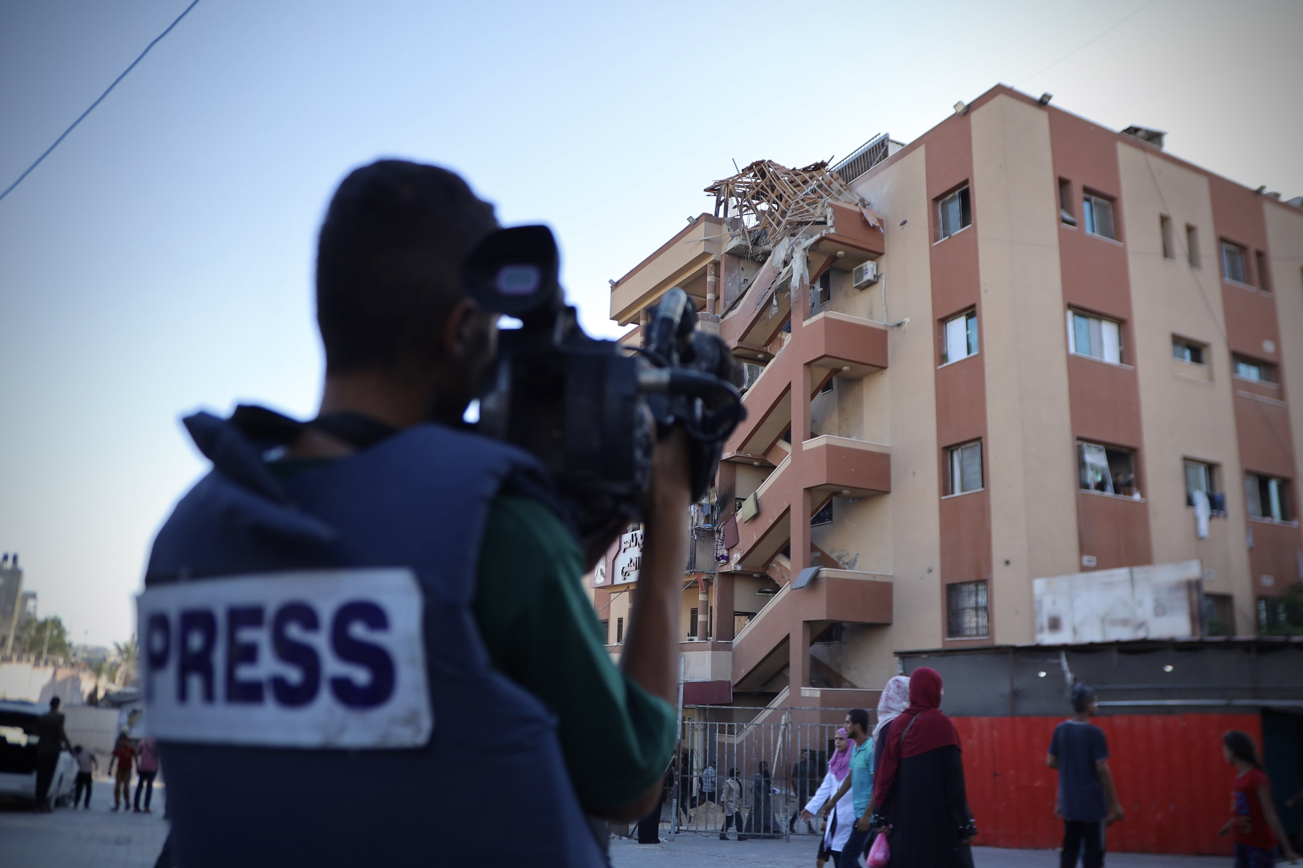 Un periodista palestino en Khan Yunis, Gaza en septiembre de 2025