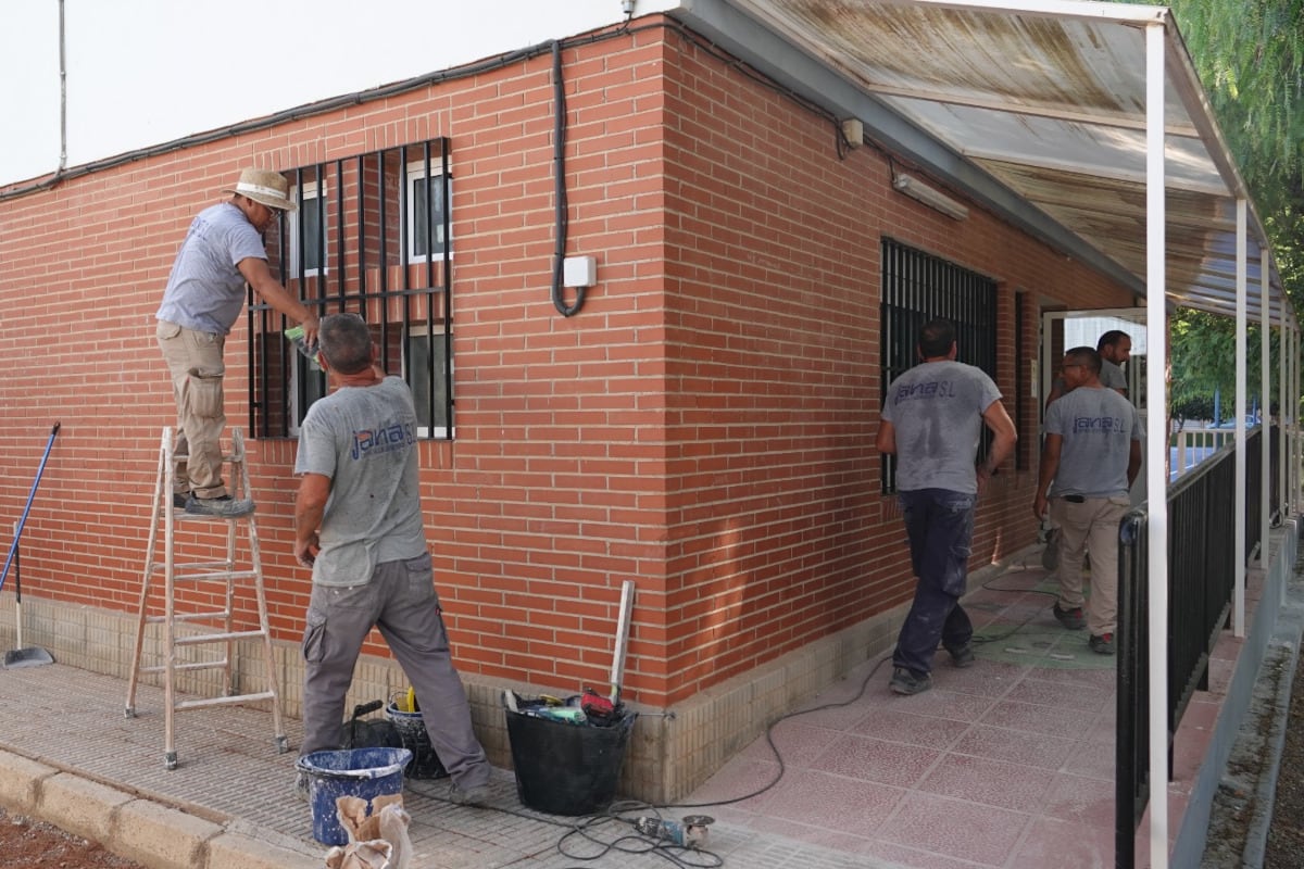Doce colegios de Cartagena se ponen a punto para el nuevo curso