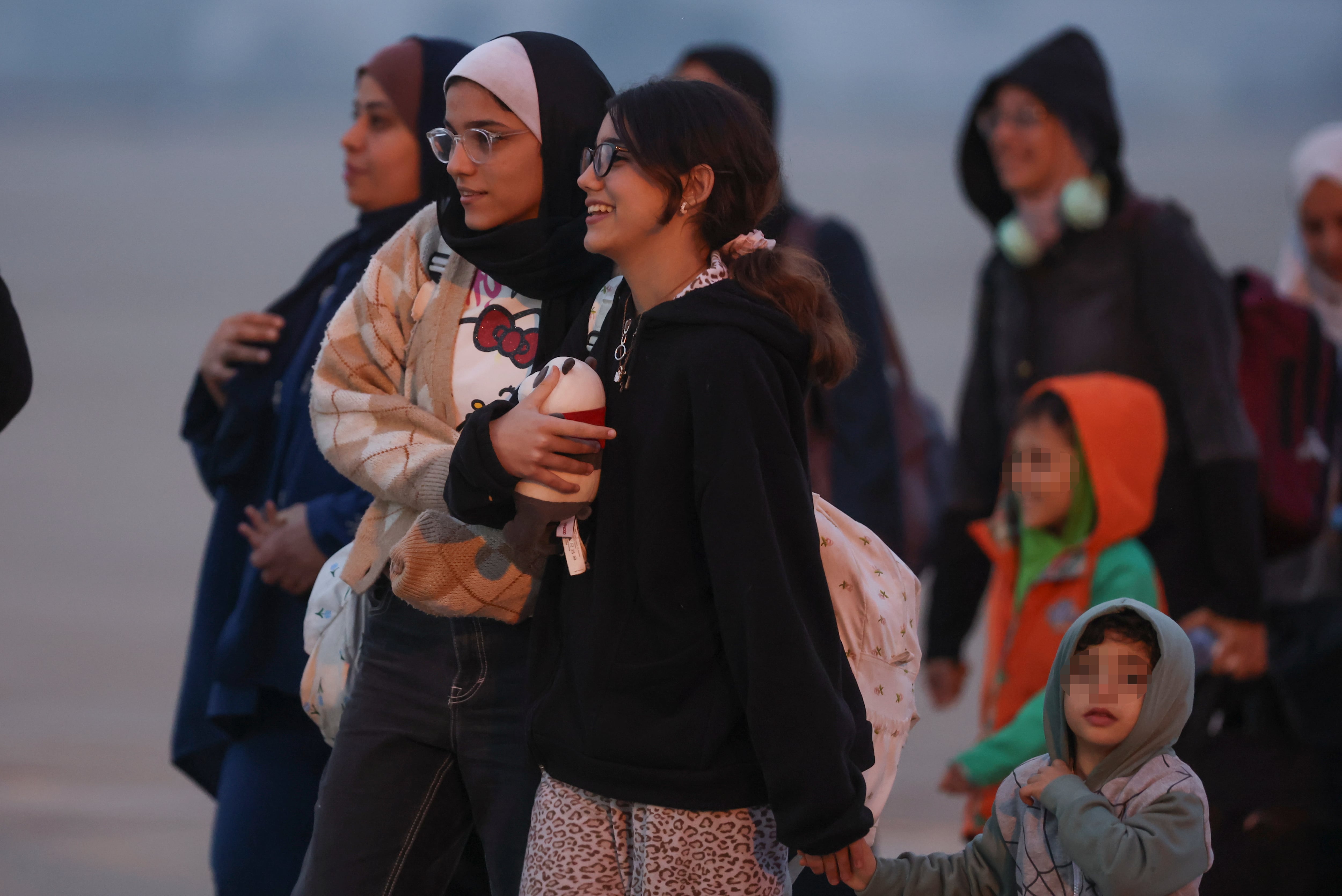 Refugiados Hhspano-palestinos en la base aérea de Torrejón