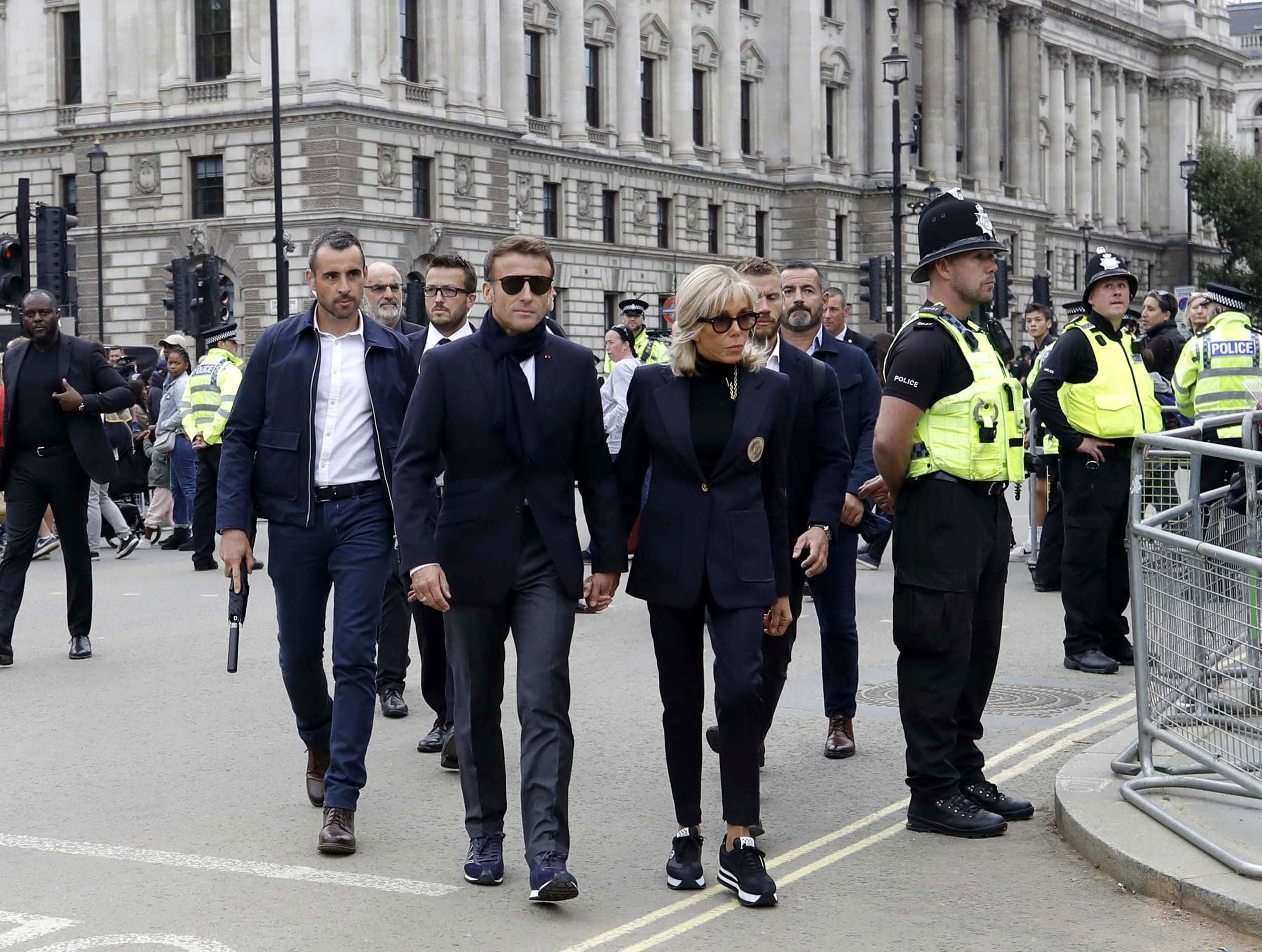 El presidente francés Emmanuel Macron y su mujer Brigitte Macron.