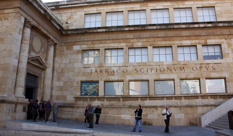 Façana del MNAT, situat a la plaça del Rei de Tarragona.