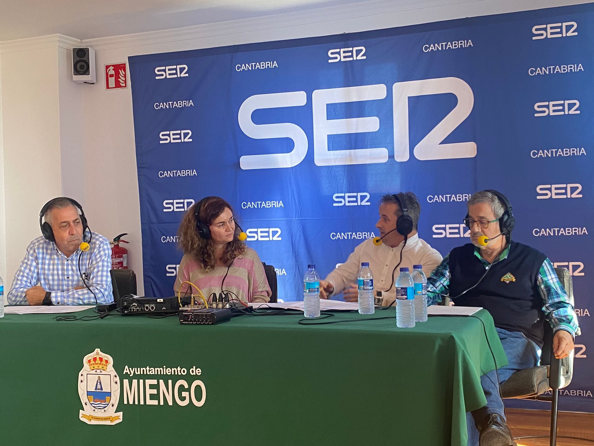 Manuel González, Juan Montes y Ángel Hererra, concejales de Miengo.