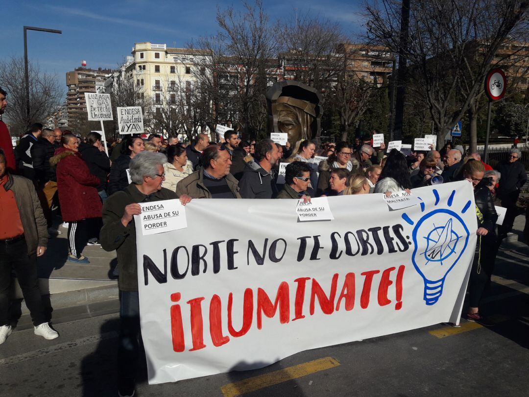 Cabecera de la manifestación, a la entrada de Gran Vía