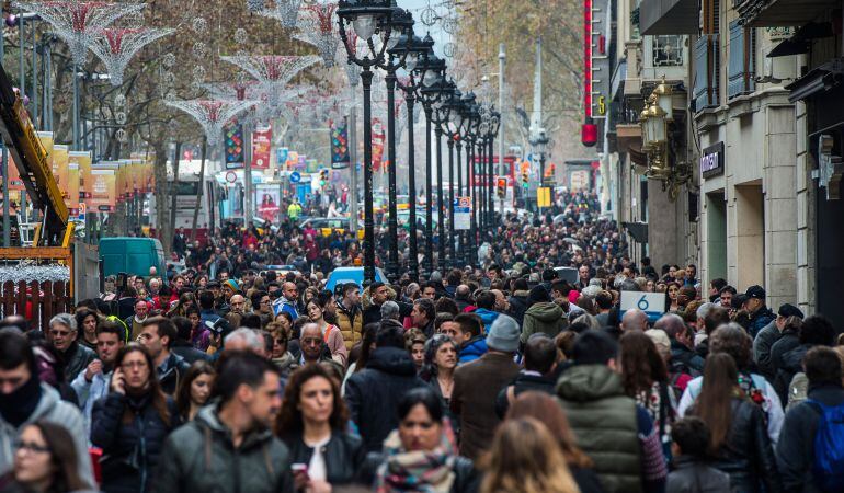 Cada vez son más las personas que se interesan por el Black Friday.