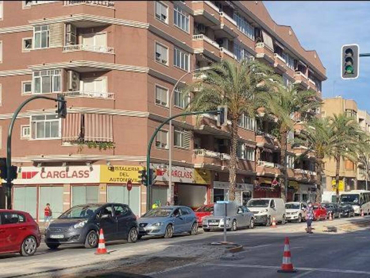 El PP denuncia "caos circulatorio" en Pedro Juan Perpiñan por las obras del carril bici