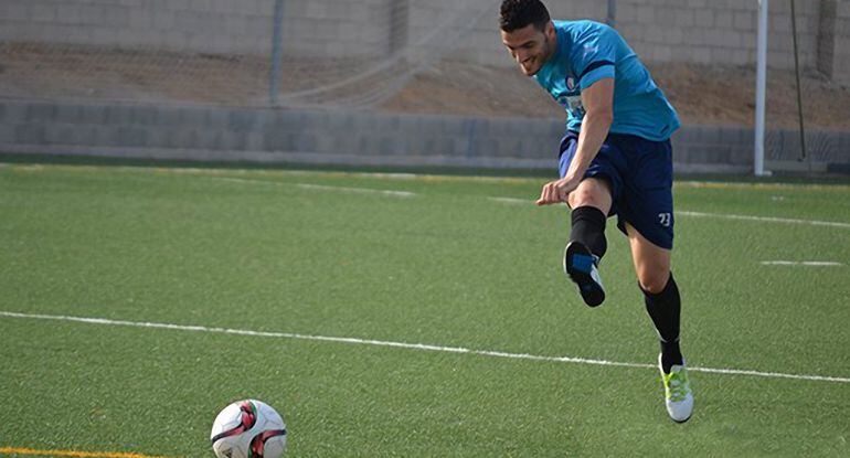 El jugador del Real Jaén, Mikel Orbegozo, durante un entramiento.