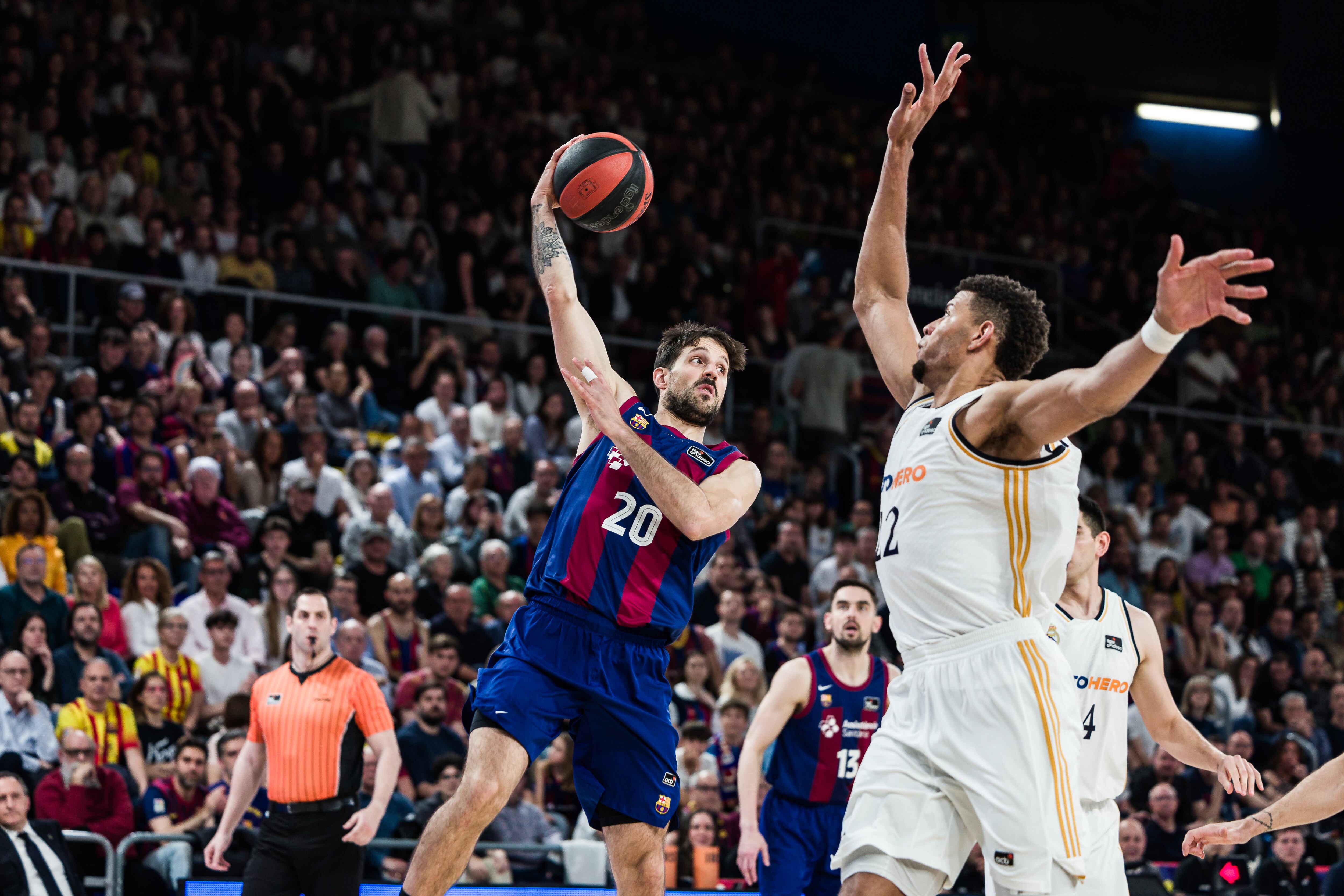 El Barça se impone al Real Madrid en el &#039;Clásico&#039; de la ACB