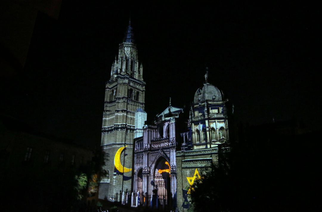 El espectáculo de mapping ‘Luz Toledo’ se proyectó en la fachada de la Catedral bajo el nombre ‘Alfonso X. El Rey precursor&#039;