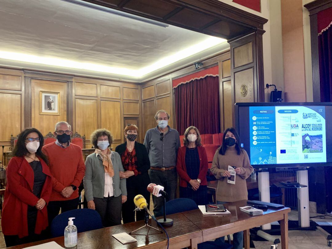 Presentación de las rutas saludables en el Ayuntamiento de Alcoy