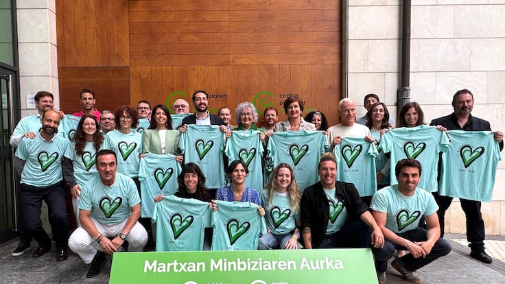 La carrera solidaria contra el cáncer vuelve a San Sebastián batiendo récords de participación