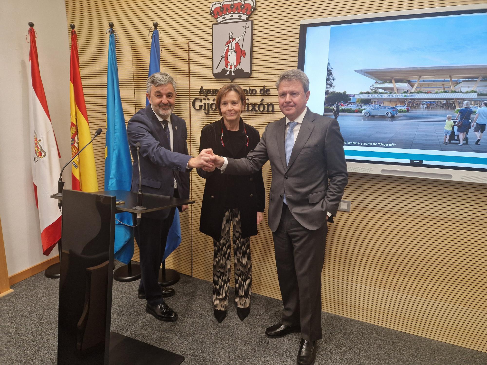 Las tres administraciones 'sellan' el acuerdo tras el consejo de Gijón al Norte.