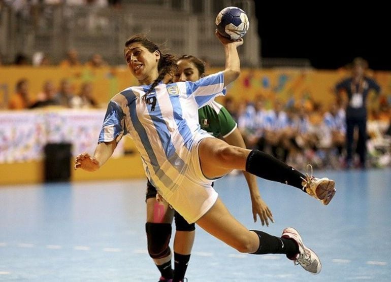 Mendoza, en un partido con su selección