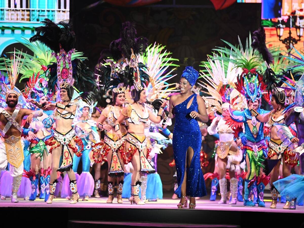 Las reinas y 'Los Buches' protagonizan el primer fin de semana del Carnaval de Arrecife